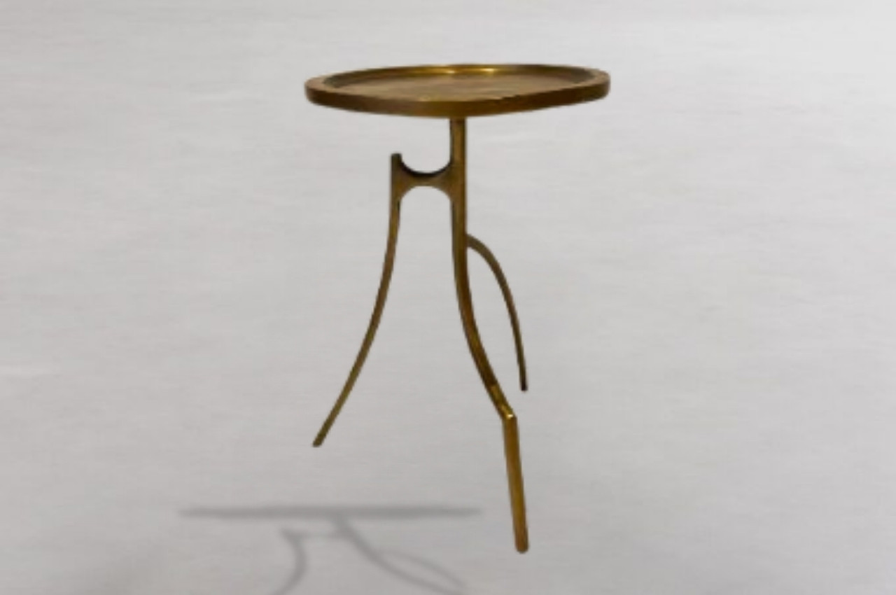 PEG TABLE TRIPLE THREAT