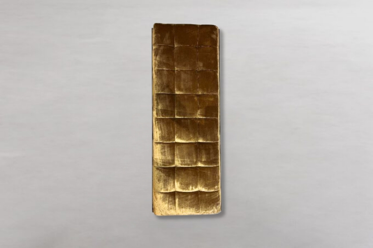 OTTOMAN VELVETY LUXE