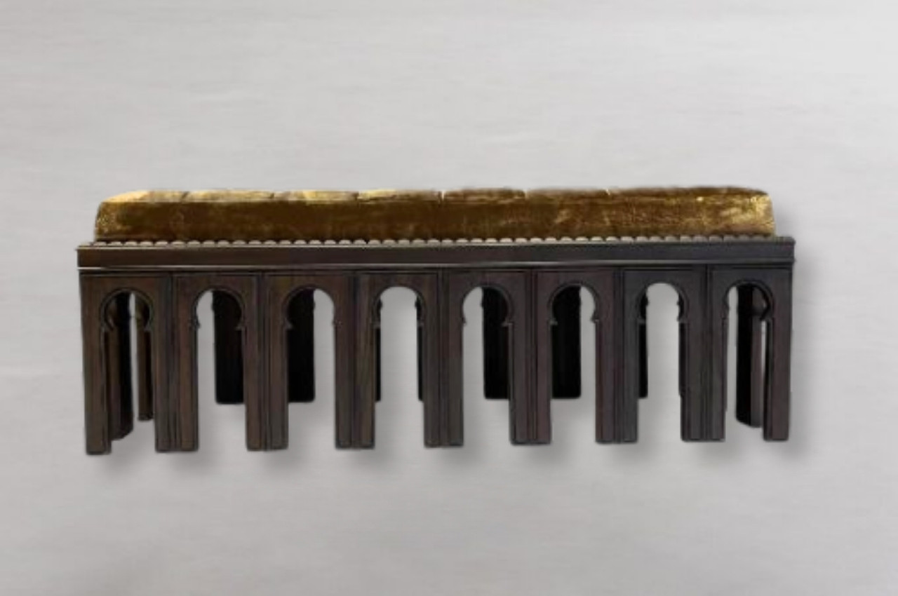 OTTOMAN VELVETY LUXE